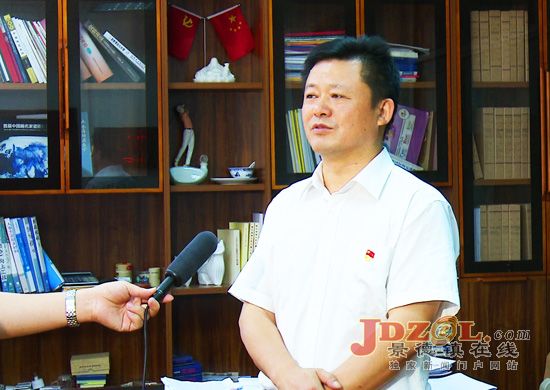[领导访谈]陶瓷工业园区党工委书记高唤虎