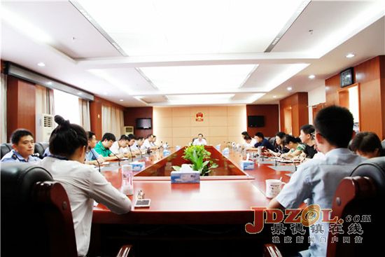 市中级法院“五个保障”落实市党代会精神