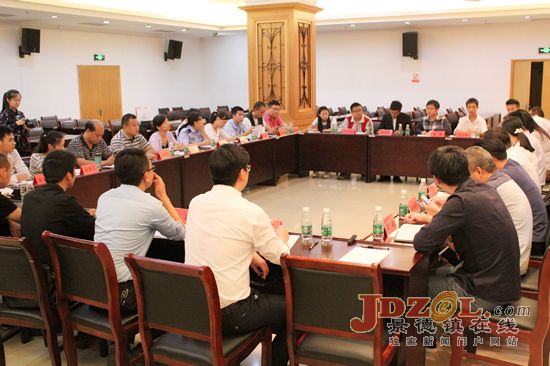 市青联学联召开学习贯彻党代会精神座谈会