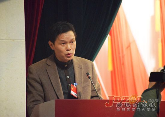 景德镇市政协委员冯上明：加快推进精准扶贫