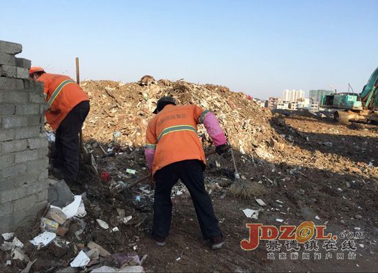 昌江区环卫局整治城乡结合部道路环境卫生