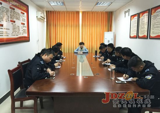 高新城管:全面打好城乡环境大整治攻坚战