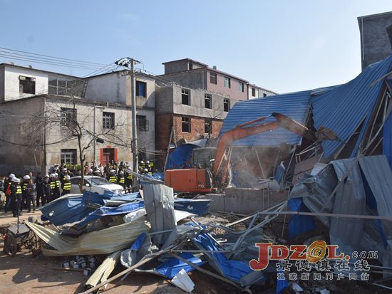 昌江城管分局全面拉开城乡环境大整治序幕