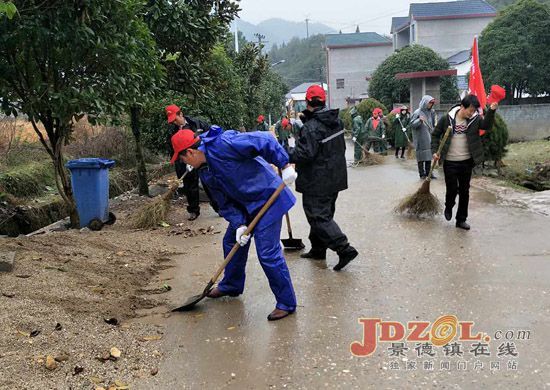 昌江区荷塘乡开展环境大整治集中统一行动