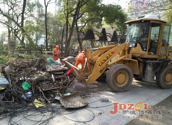 昌江环卫局开展主干道路清洁整治初见成效