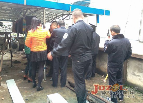 珠山街道莲社路社区:整治“两违”不放松