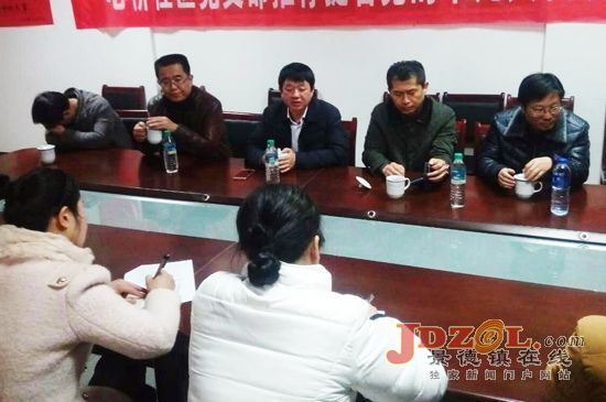 昌江区领导深入街道社区开展检查环境整治