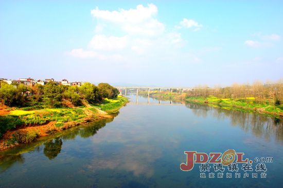 浮梁县:加强水面及河道两岸环境整治工作