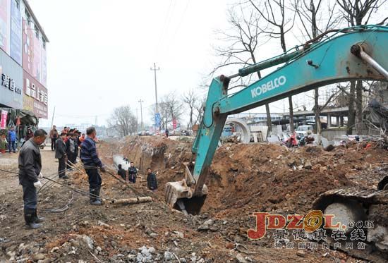 浮梁县洪源镇:下大力气整治全镇卫生环境