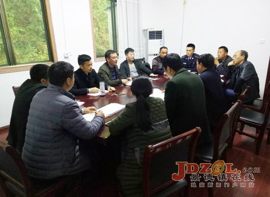 昌江区荷塘乡召开环境大整治指挥部调度会