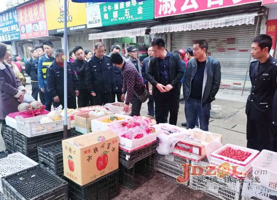市新枫街道新风路农贸市场顽疾整治在行动