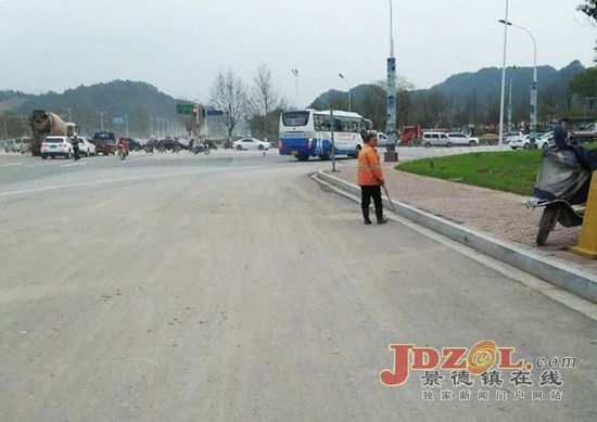 昌江区环卫局:掀起城乡环境大整治新高潮