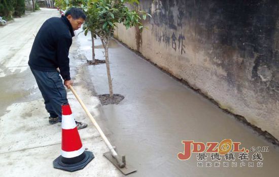 对景德镇市里弄小巷路面整治情况的调查