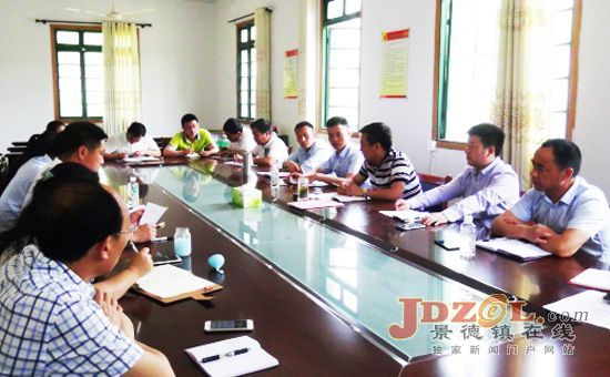 昌江区荷塘乡环境大整治现场会感受新风貌
