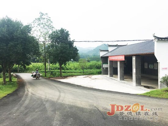 浮梁中洲村：升级“放心”路，架设“便民”桥