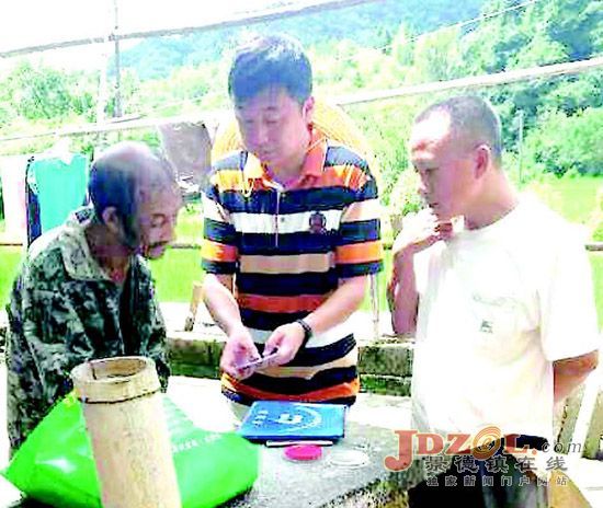 浮梁县城门村：为贫困户送去扶贫“套餐”