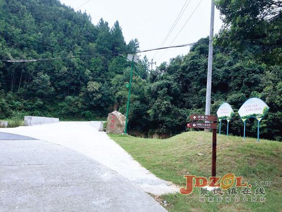 [红榜]昌江区荷塘乡——扮靓乡村新容貌