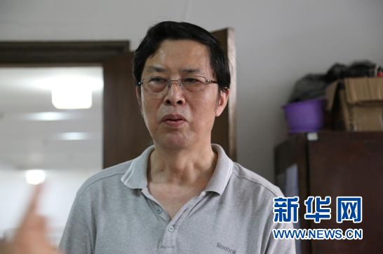 【喜迎十九大·文脉颂中华】全国网络媒体记者探访湖北非物质文化遗产绿松石雕