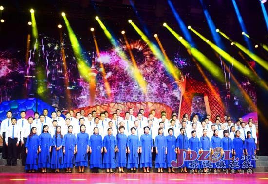 全市“喜迎十九大·同心永向党”汇演举行