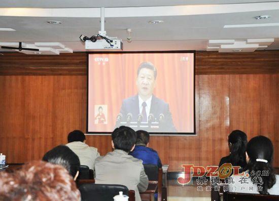 市商务局党委组织收看党的十九大开幕盛况