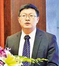 坚定不移贯彻新发展理念——经济界人士学习贯彻党的十九大精神