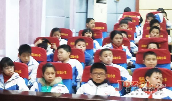 景德镇市关工委十九大精神宣讲走进昌河实验小学