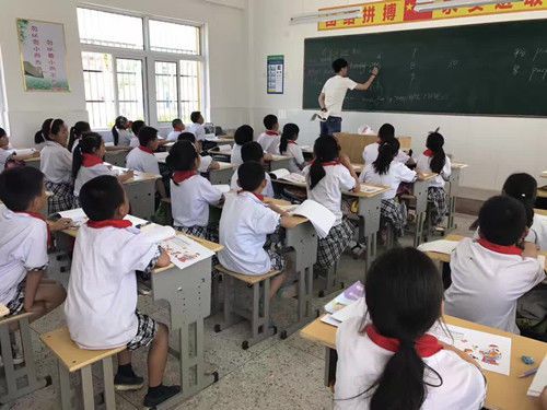 【学思践悟十九大·扶贫心声】张媛媛：教育，能够改变或成就人的一生