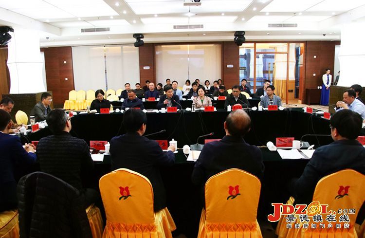 吴晓军在景德镇市就航空产业发展进行调研