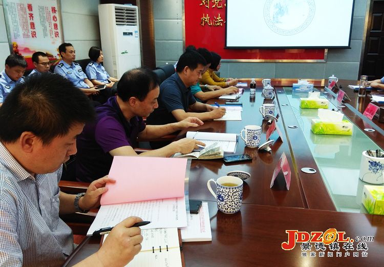 市领导深入市公安局调研指导扫黑除恶工作