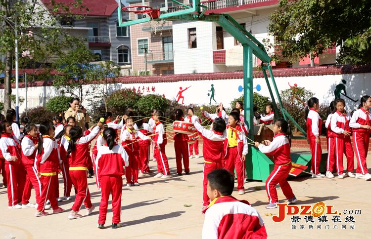 景德镇市“流动少年宫”走进乐平古田小学