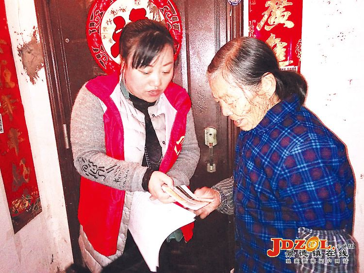 [双创双修]西瓜洲社区开展禁燃烟花爆竹宣传