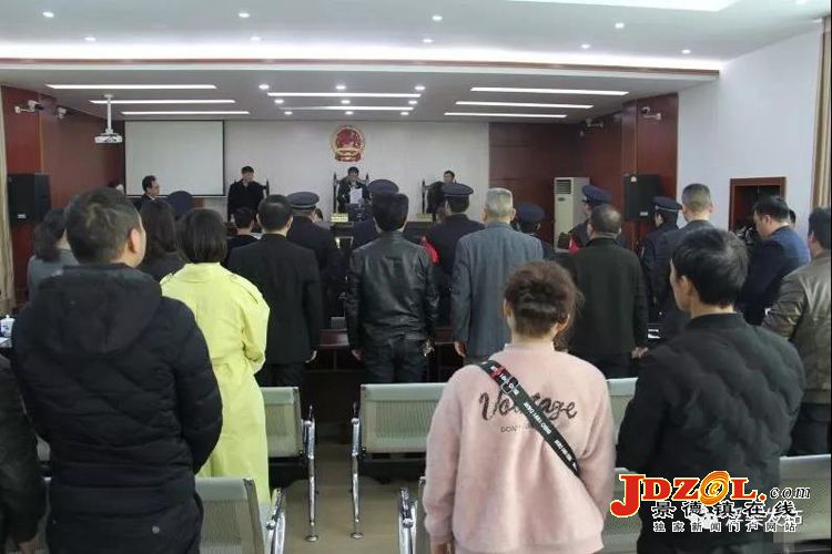 [社会]浮梁县法院依法公开宣判一恶势力案