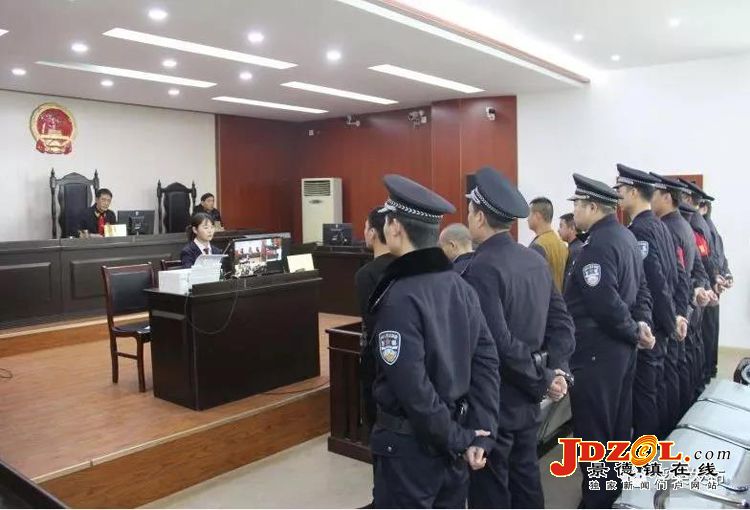 [社会]浮梁县法院依法公开宣判一恶势力案