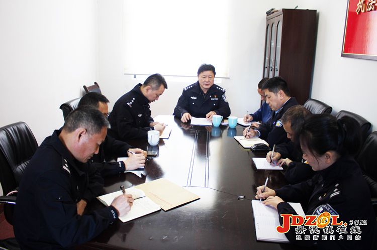 市公安局到南河分局督导扫黑除恶专项斗争