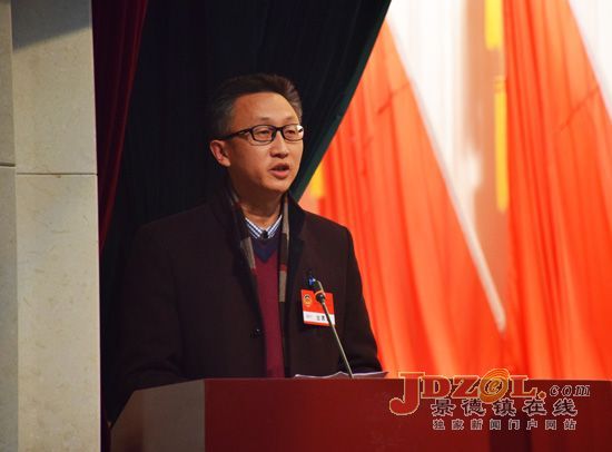 市政协委员刘健敏：以水定城重塑景德镇城市空间