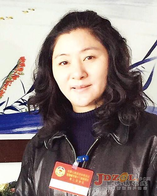 景德镇市政协委员王娟:当好“灵魂工程师”